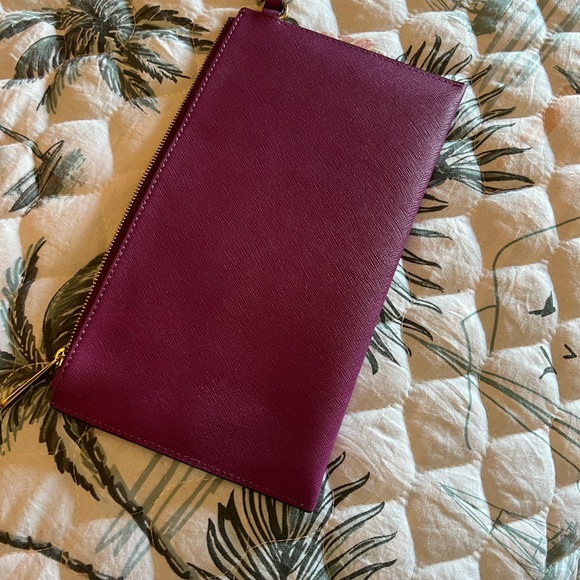 Michael Kors Wristlet - Picture 4 of 7